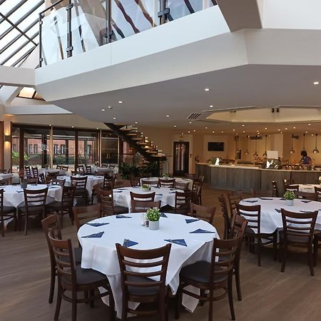Cim Business Centre Hotel Maidenhead Bagian luar foto